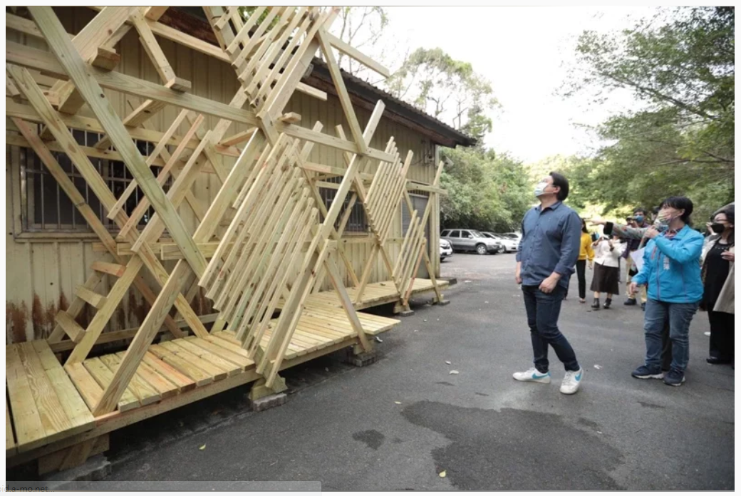 基隆廢校華麗轉身變學園,基隆月眉國小成全台首座實體社大。記者游明煌/翻攝